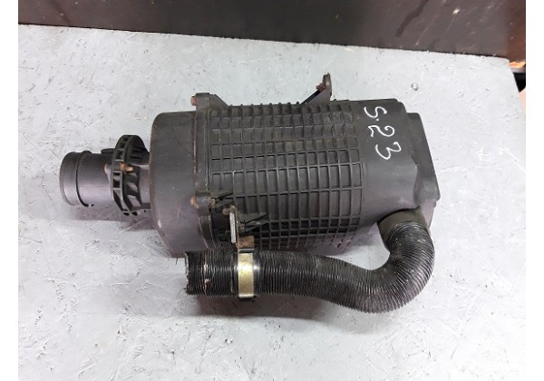 Корпус повітряного фільтра Renault Safrane. 2.5, 7700874724, 7700866565